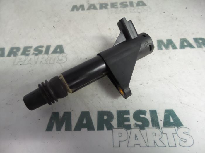 Usagé Bobine Renault Laguna II Grandtour (KG) 3.0 V6 24V Prix € 20,00 Règlement à la marge proposé par Maresia Parts