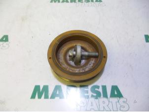 Used Crankshaft pulley Renault Megane III Grandtour (KZ) 1.5 dCi 110 Price € 20,00 Margin scheme offered by Maresia Parts