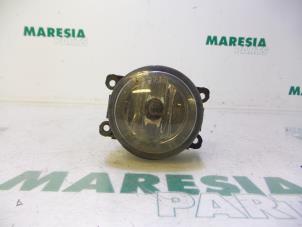 Used Fog light, front right Peugeot 307 SW (3H) 1.6 HDiF 110 16V Price € 10,00 Margin scheme offered by Maresia Parts