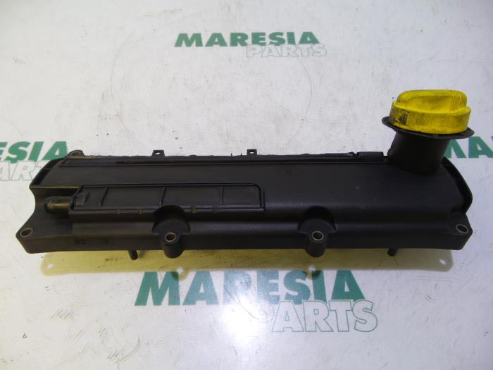 Gebrauchte Ventildeckel Renault Kangoo Express (FC) 1.5 dCi 65 Preis € 35,00 Margenregelung angeboten von Maresia Parts
