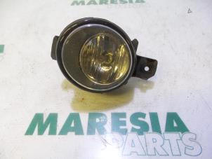 Used Fog light, front left Renault Espace (JK) 2.2 dCi 16V Price € 10,00 Margin scheme offered by Maresia Parts