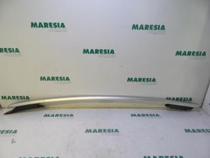 Used Roof rail, left Peugeot 207 SW (WE/WU) 1.4 16V Vti Price € 75,00 Margin scheme offered by Maresia Parts
