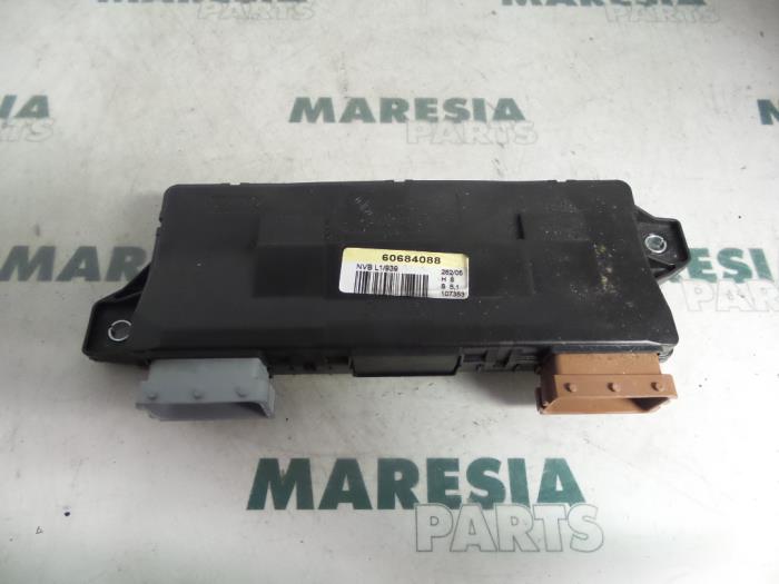 Usagé Ordinateur divers Alfa Romeo 159 (939AX) 1.9 JTDm 16V Prix € 40,00 Règlement à la marge proposé par Maresia Parts