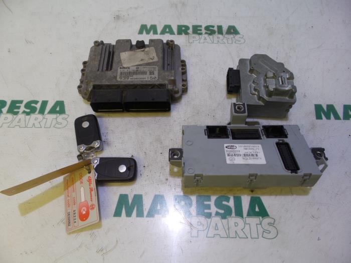 Used Engine management computer Alfa Romeo 159 (939AX) 1.9 JTDm 16V Price € 367,50 Margin scheme offered by Maresia Parts