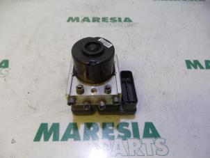 Used ABS pump Peugeot 207/207+ (WA/WC/WM) 1.6 16V VTRi Price € 210,00 Margin scheme offered by Maresia Parts