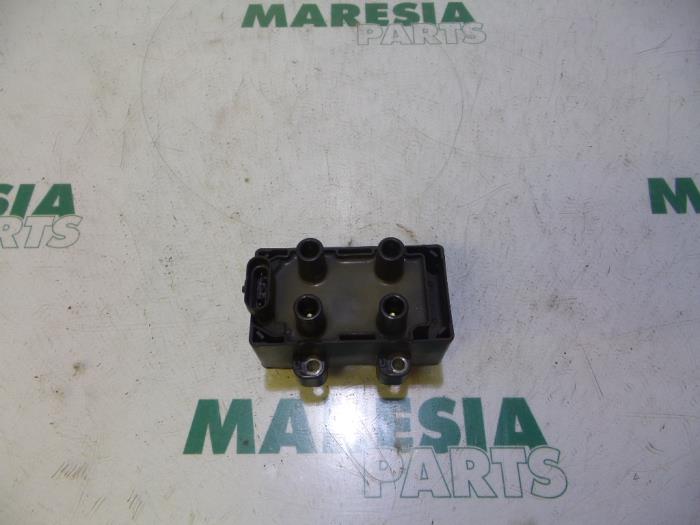 Usagé Bobine Renault Kangoo (KC) 1.2 Prix € 24,20 Prix TTC proposé par Maresia Parts