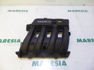 Używane Kolektor dolotowy Renault Clio II (BB/CB) 1.6 16V Cena € 40,00 Procedura marży oferowane przez Maresia Parts