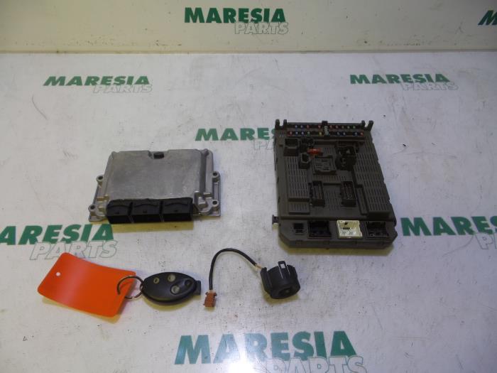 Used Engine management computer Citroen C5 I Berline (DC) 3.0 V6 24V Price € 262,50 Margin scheme offered by Maresia Parts