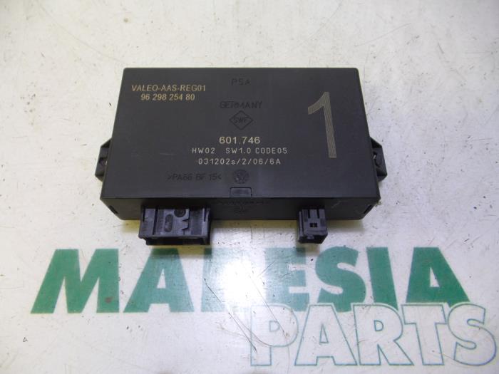Begagnade PDC-modul Citroen C5 I Berline (DC) 3.0 V6 24V Pris € 50,00 Marginaltabell erbjuds av Maresia Parts