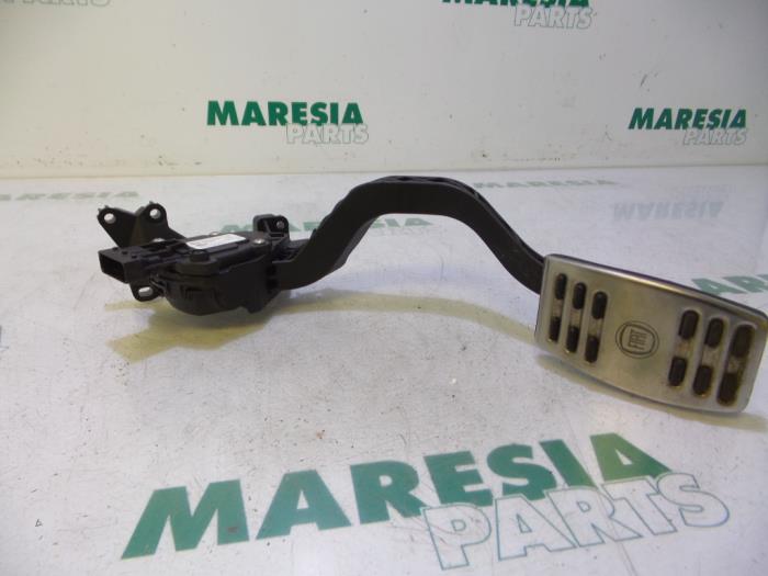 Gebrauchte Gaspedalposition Sensor Fiat Bravo (198A) 1.4 MultiAir 16V Preis € 25,00 Margenregelung angeboten von Maresia Parts