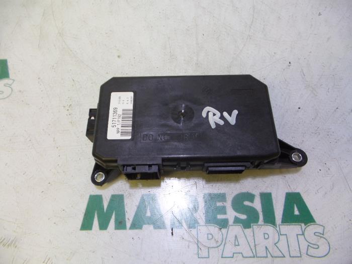 Usagé Ordinateur divers Fiat Stilo MW (192C) 1.6 16V Prix € 35,00 Règlement à la marge proposé par Maresia Parts