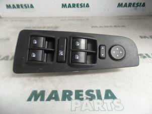 Used Multi-functional window switch Fiat Bravo (198A) 1.4 MultiAir 16V Price € 50,00 Margin scheme offered by Maresia Parts