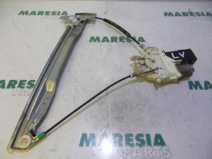 Used Window mechanism 4-door, front left Peugeot 407 SW (6E) 2.0 16V Price € 60,00 Margin scheme offered by Maresia Parts