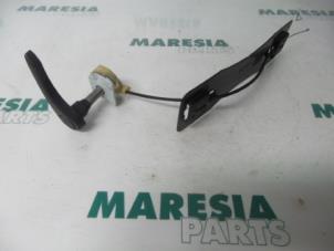 Used Seat frame Peugeot 407 SW (6E) 2.0 HDiF 16V Price € 50,00 Margin scheme offered by Maresia Parts