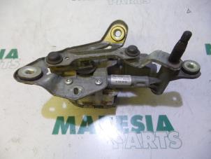 Used Front wiper motor Peugeot 407 SW (6E) 2.0 16V Price € 50,00 Margin scheme offered by Maresia Parts