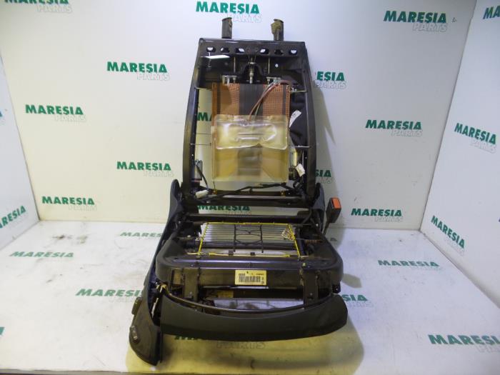 Begagnade Sätesram Lancia Thesis (841) 2.4 20V Pris € 157,50 Marginaltabell erbjuds av Maresia Parts