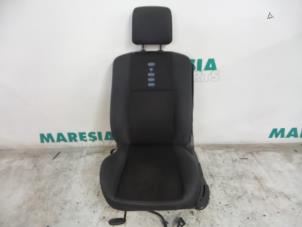 Used Seat, left Renault Megane II Grandtour (KM) 1.5 dCi 105 FAP Price € 75,00 Margin scheme offered by Maresia Parts