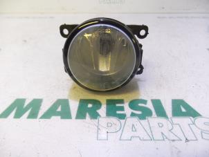 Used Fog light, front left Citroen C4 Coupé (LA) 1.6 HDi 16V 110 Price € 10,00 Margin scheme offered by Maresia Parts