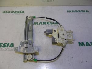 Used Rear door window mechanism 4-door, right Peugeot 407 (6D) 1.6 HDi 16V Price € 50,00 Margin scheme offered by Maresia Parts