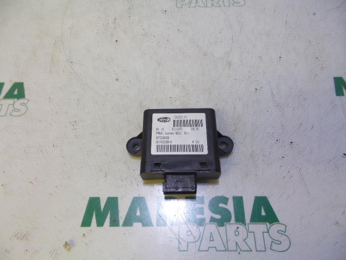 Used Injection computer Peugeot 407 (6D) 1.6 HDi 16V Price € 29,99 Margin scheme offered by Maresia Parts