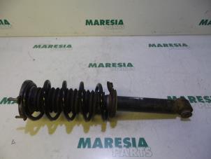 Used Front shock absorber rod, left Peugeot 407 (6D) 1.6 HDi 16V Price € 45,00 Margin scheme offered by Maresia Parts