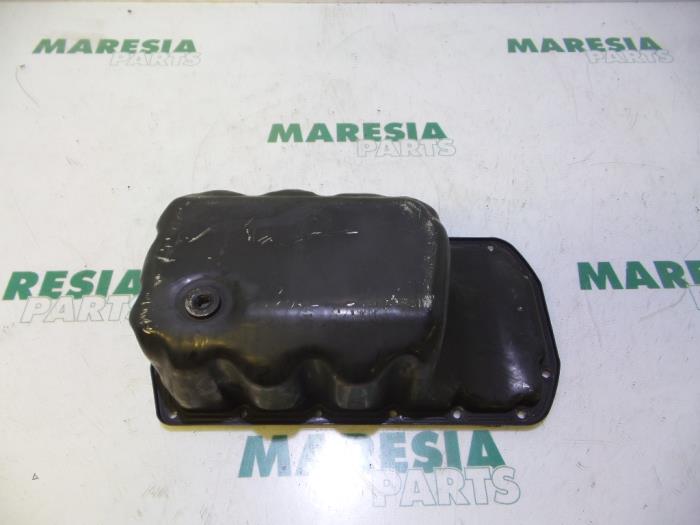 Gebrauchte Ölwanne Peugeot 207 SW (WE/WU) 1.4 16V Vti Preis € 24,99 Margenregelung angeboten von Maresia Parts