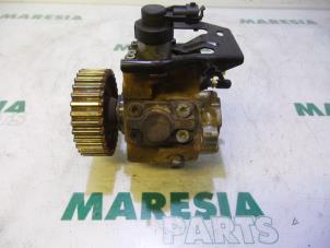 Używane Mechaniczna pompa paliwa Peugeot Expert (G9) 1.6 HDi 90 Cena € 25,00 Procedura marży oferowane przez Maresia Parts
