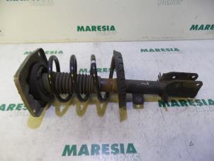Used Front shock absorber rod, left Citroen Jumpy (G9) 2.0 HDI 120 16V Price € 60,50 Inclusive VAT offered by Maresia Parts