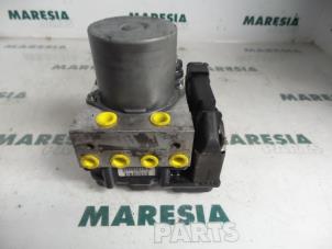 Used ABS pump Peugeot 307 SW (3H) 2.0 16V Price € 157,50 Margin scheme offered by Maresia Parts