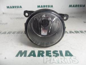 Used Fog light, front left Peugeot 307 SW (3H) 2.0 16V Price € 10,00 Margin scheme offered by Maresia Parts