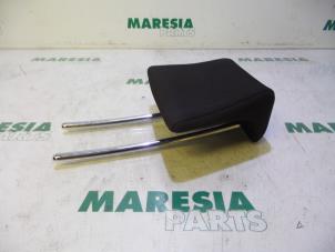 Used Headrest Peugeot 207 SW (WE/WU) 1.6 HDi 16V Price € 35,00 Margin scheme offered by Maresia Parts