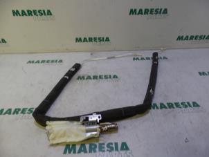 Used Roof curtain airbag, right Peugeot 207 SW (WE/WU) 1.6 HDi 16V Price € 25,00 Margin scheme offered by Maresia Parts
