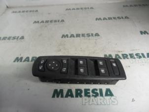 Used Multi-functional window switch Renault Laguna III (BT) 2.0 dCiF 16V 150 Price € 35,00 Margin scheme offered by Maresia Parts