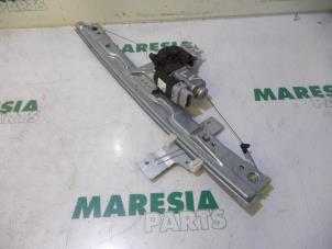 Used Window mechanism 4-door, front left Peugeot 207/207+ (WA/WC/WM) 1.6 16V VTRi Price € 35,00 Margin scheme offered by Maresia Parts