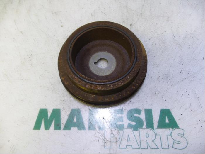 Gebrauchte Kurbelwelle Riemenscheibe Renault Twingo (C06) 1.2 16V Preis € 20,00 Margenregelung angeboten von Maresia Parts