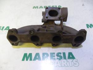 Used Exhaust manifold Fiat Doblo Cargo (223) 1.9 JTD Price € 60,00 Margin scheme offered by Maresia Parts