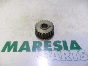 Used Crankshaft pulley Fiat Stilo MW (192C) 1.6 16V Price € 30,00 Margin scheme offered by Maresia Parts