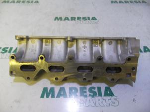 Used Intake manifold Renault Kangoo Express (FC) 1.6 16V Price € 40,00 Margin scheme offered by Maresia Parts