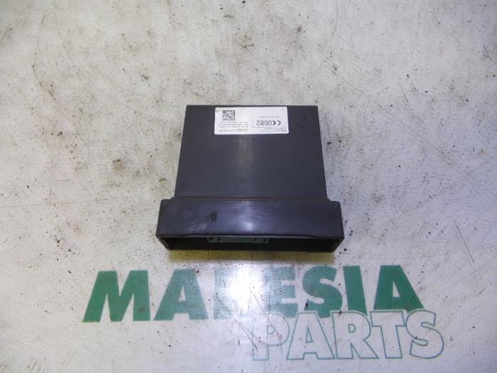 Usagé Ordinateur divers Peugeot 308 (L3/L8/LB/LH/LP) 1.6 16V THP Prix € 50,00 Règlement à la marge proposé par Maresia Parts
