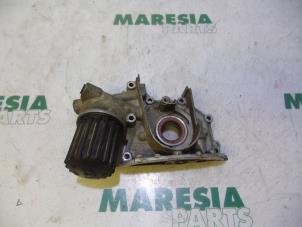 Used Oil pump Renault Twingo (C06) 1.2 Price € 65,00 Margin scheme offered by Maresia Parts