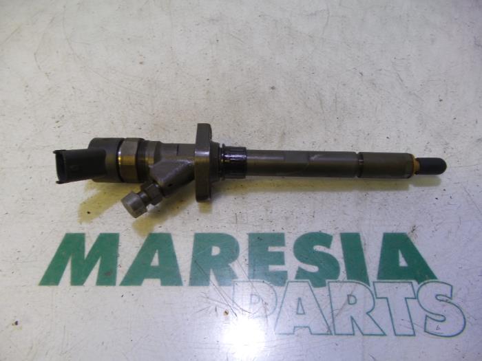 Usagé Injecteurs Citroen C5 I Break (DE) 2.2 HDi 16V FAP Prix € 105,00 Règlement à la marge proposé par Maresia Parts