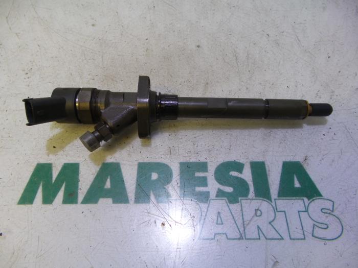 Usagé Injecteurs Citroen C5 I Break (DE) 2.2 HDi 16V FAP Prix € 105,00 Règlement à la marge proposé par Maresia Parts