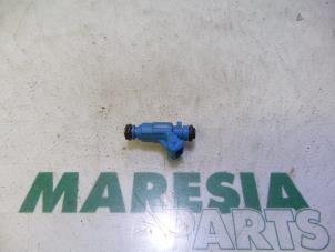 Gebrauchte Injektor (Benzineinspritzung) Fiat Stilo (192A/B) 1.2 16V 3-Drs. Preis € 25,00 Margenregelung angeboten von Maresia Parts