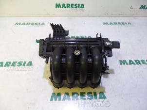 Used Intake manifold Fiat Stilo (192A/B) 1.2 16V 3-Drs. Price € 50,00 Margin scheme offered by Maresia Parts