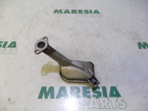 Usagé Pompe à huile Fiat Stilo (192A/B) 1.2 16V 3-Drs. Prix € 25,00 Règlement à la marge proposé par Maresia Parts