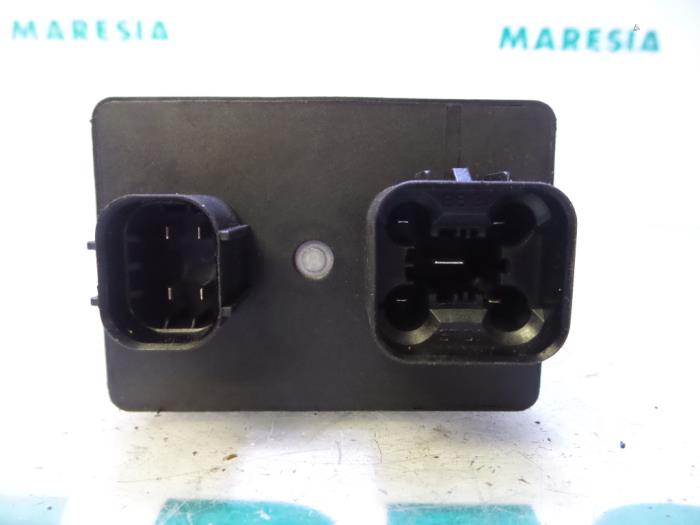 Used Fiat Ducato (250) 2.0 D 115 Multijet Glow plug relay 0281003043