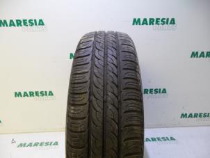Used Tyre Renault Modus/Grand Modus (JP) 1.2 16V Price € 20,00 Margin scheme offered by Maresia Parts