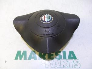 Used Left airbag (steering wheel) Alfa Romeo 147 (937) 1.9 JTDM 16V Price € 25,00 Margin scheme offered by Maresia Parts