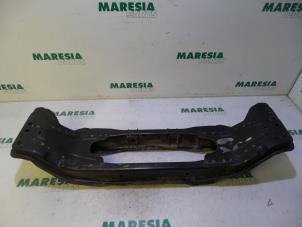 Used Rear support beam Alfa Romeo 147 (937) 1.9 JTDM 16V Price € 75,00 Margin scheme offered by Maresia Parts