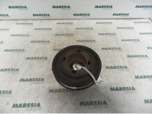 Used Crankshaft pulley Renault Master III (FD/HD) 2.2 dCi 16V Price € 60,00 Margin scheme offered by Maresia Parts